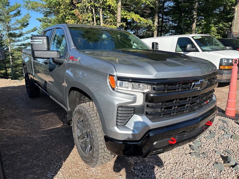 Chevrolet Silverado 1500 3