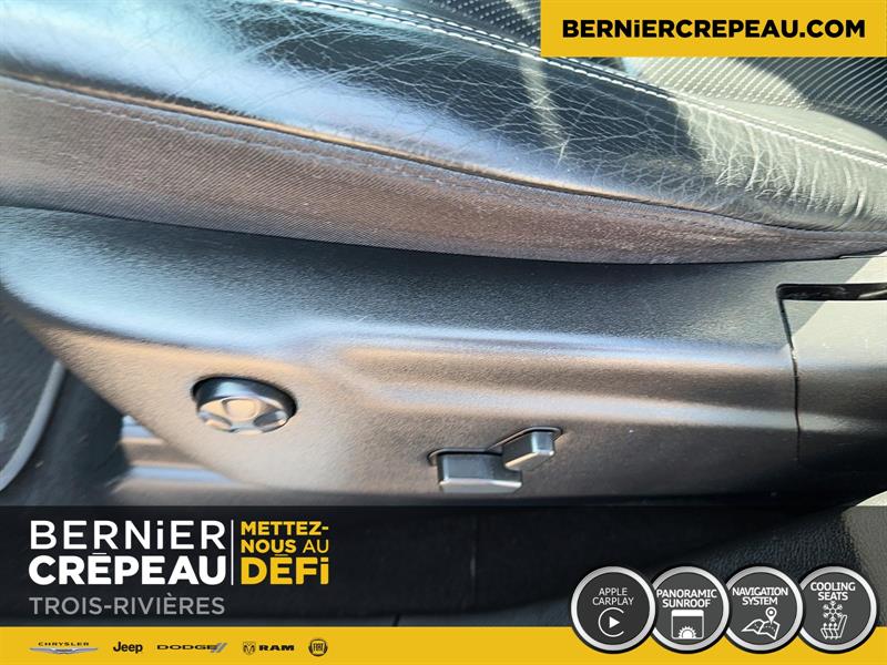 Jeep Grand Cherokee 12