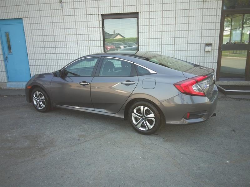 Honda Civic Sedan 4