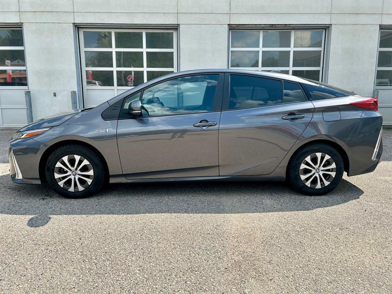 Toyota Prius Prime 8