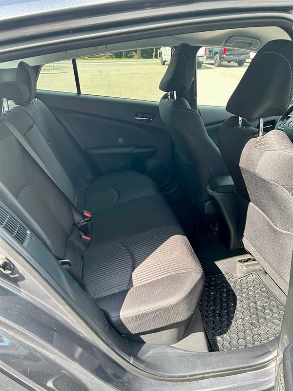 Toyota Prius Prime 13