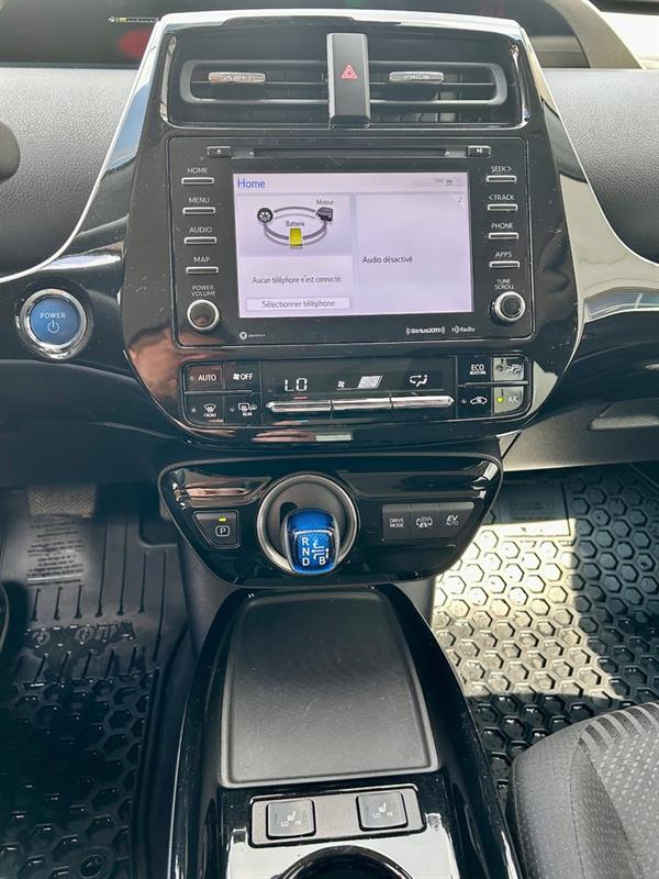 Toyota Prius Prime 16