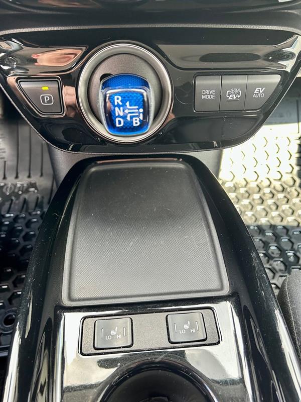 Toyota Prius Prime 17