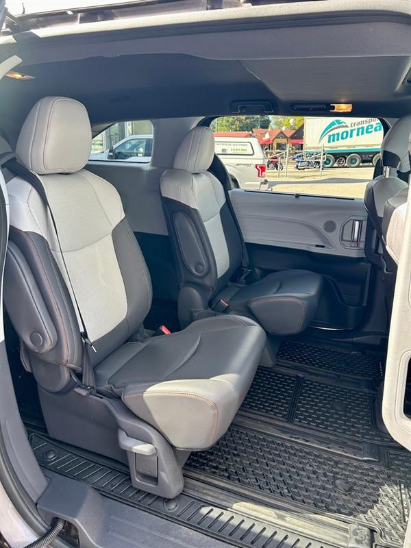 Toyota Sienna 14