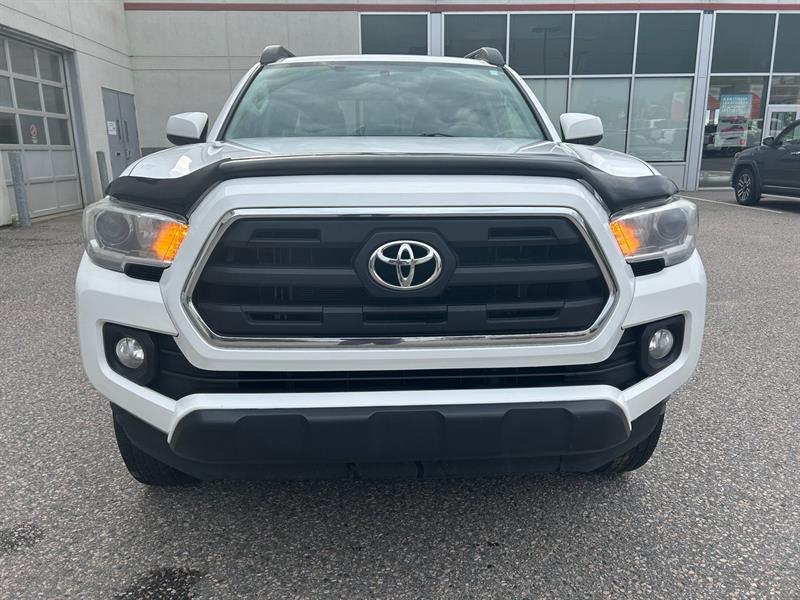 Toyota Tacoma 2