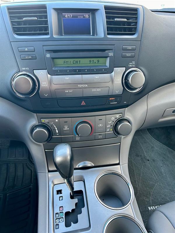 Toyota Highlander 16