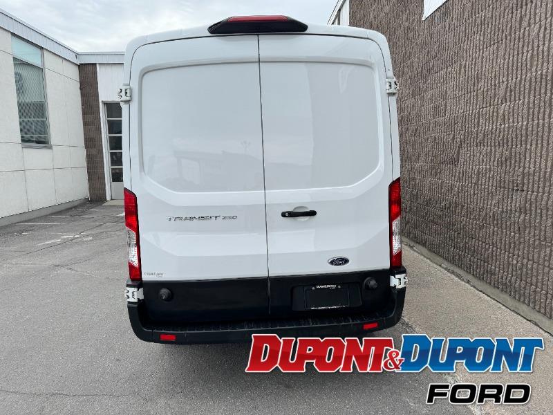 Ford Transit 4