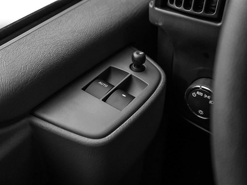 chevrolet Express Cargo 2500 2024 - 18