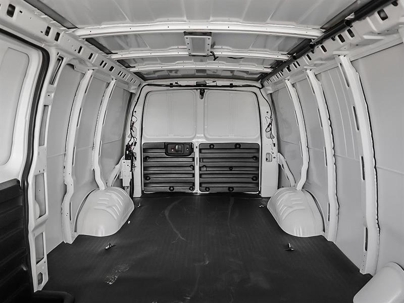 chevrolet Express Cargo 2500 2024 - 23