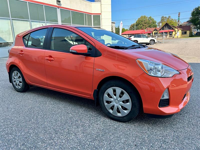 Toyota Prius C 3