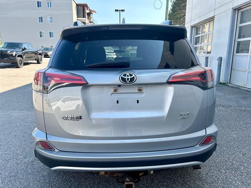 Toyota RAV4 6