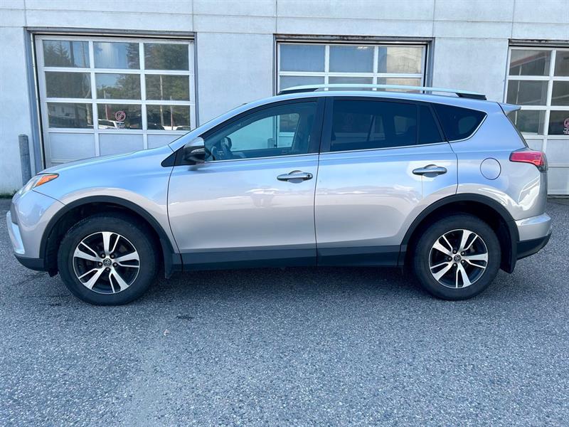 Toyota RAV4 8