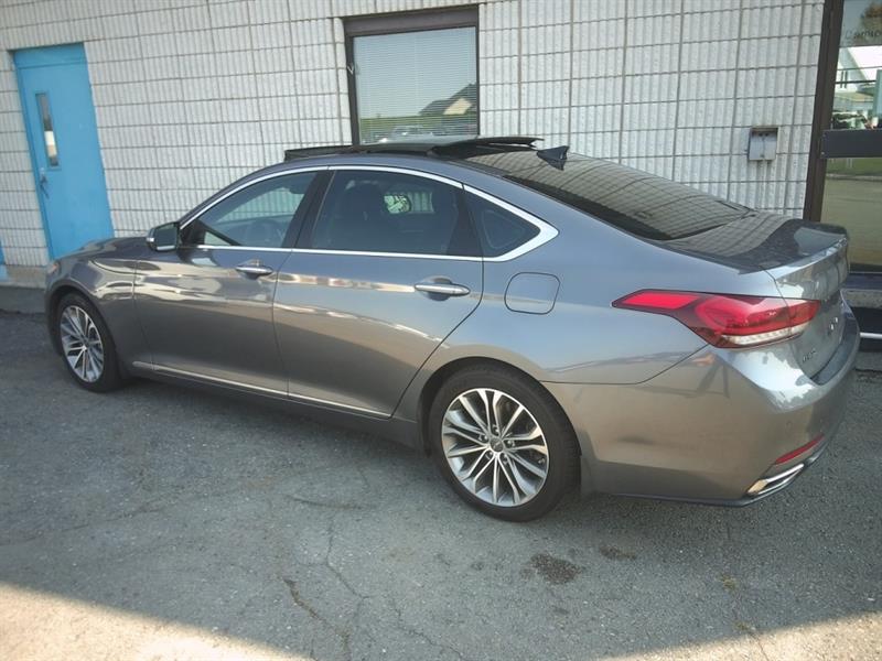 Hyundai Genesis 5