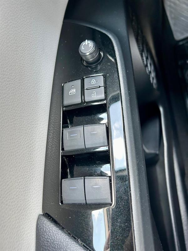 Toyota Prius Prime 17