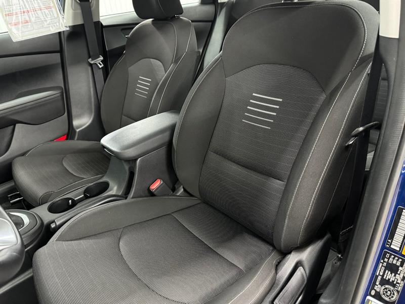 kia Forte 2020 - 17