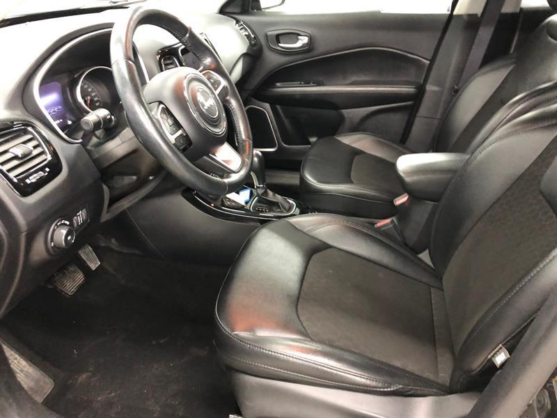 2020 Jeep Compass - Image 25