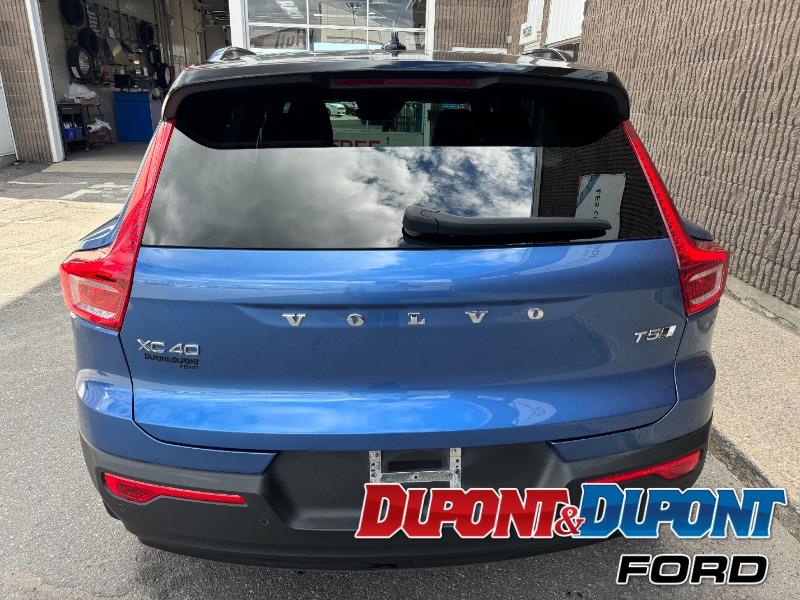 Volvo XC40 4