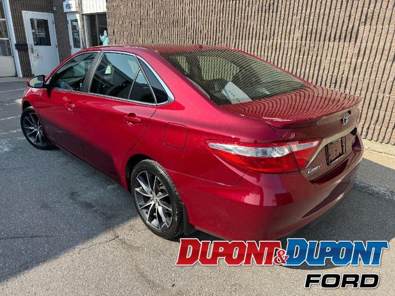 Toyota Camry 3