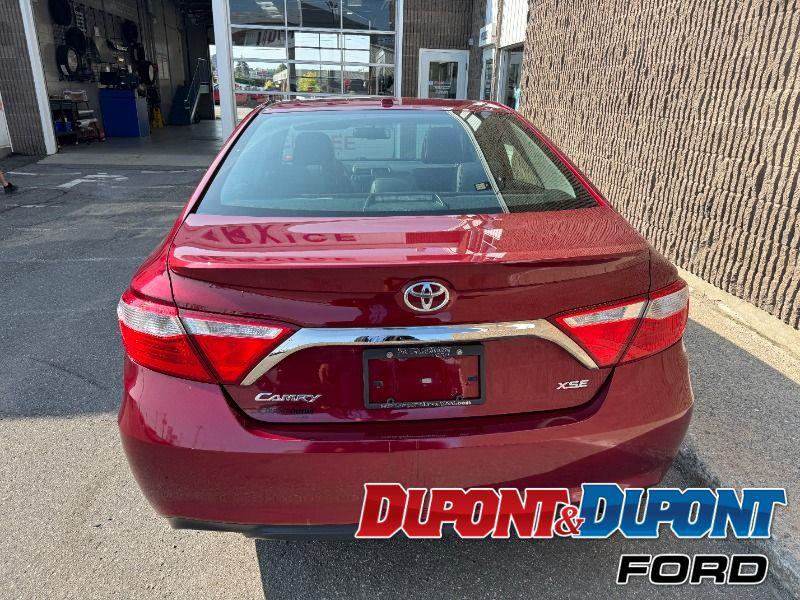 Toyota Camry 4