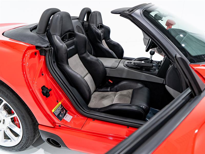 Dodge Viper 44