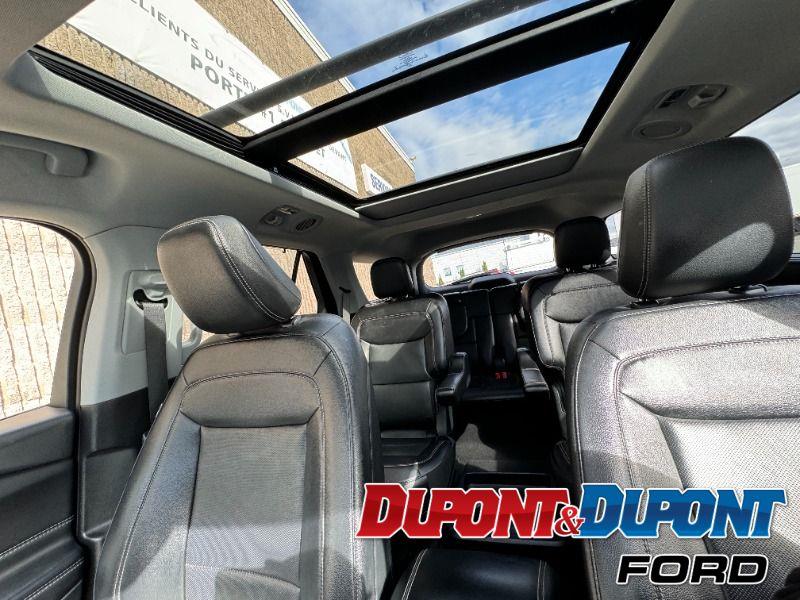 Ford Explorer 38