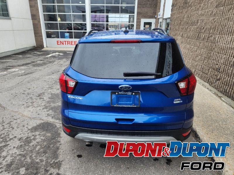 Ford Escape 4