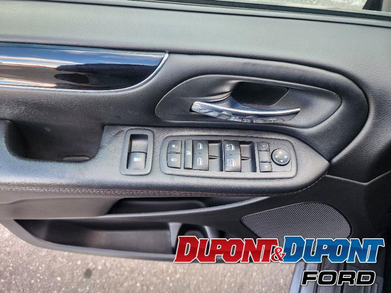 Dodge Grand Caravan 10