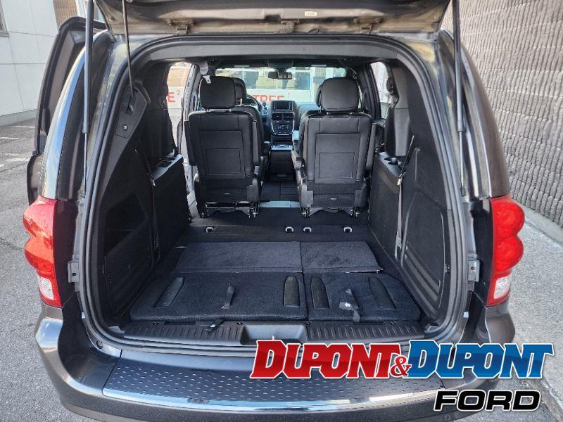 Dodge Grand Caravan 32