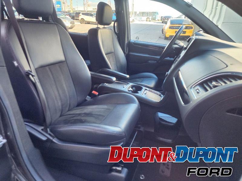 Dodge Grand Caravan 36