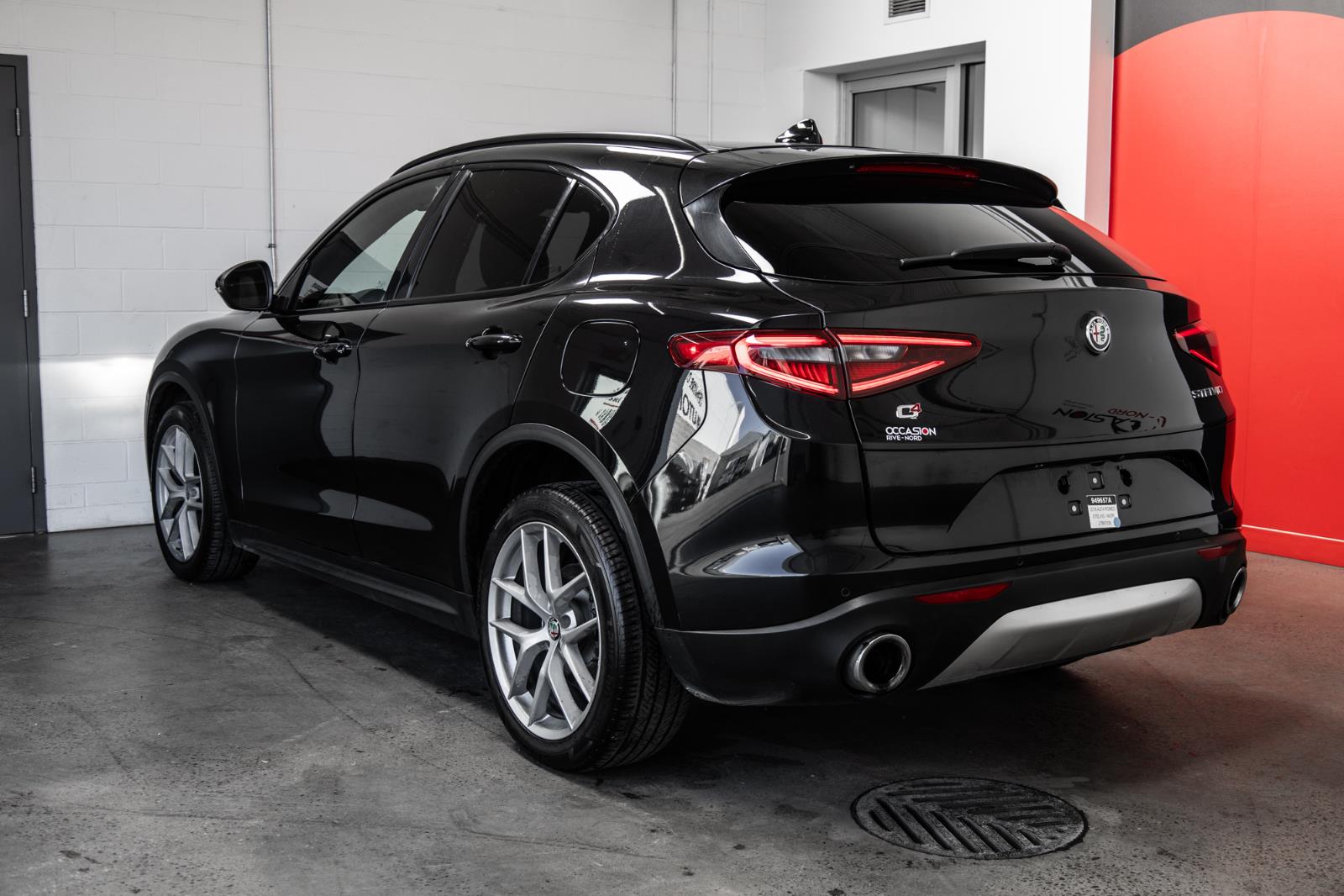 alfa romeo Stelvio 2018 - 13