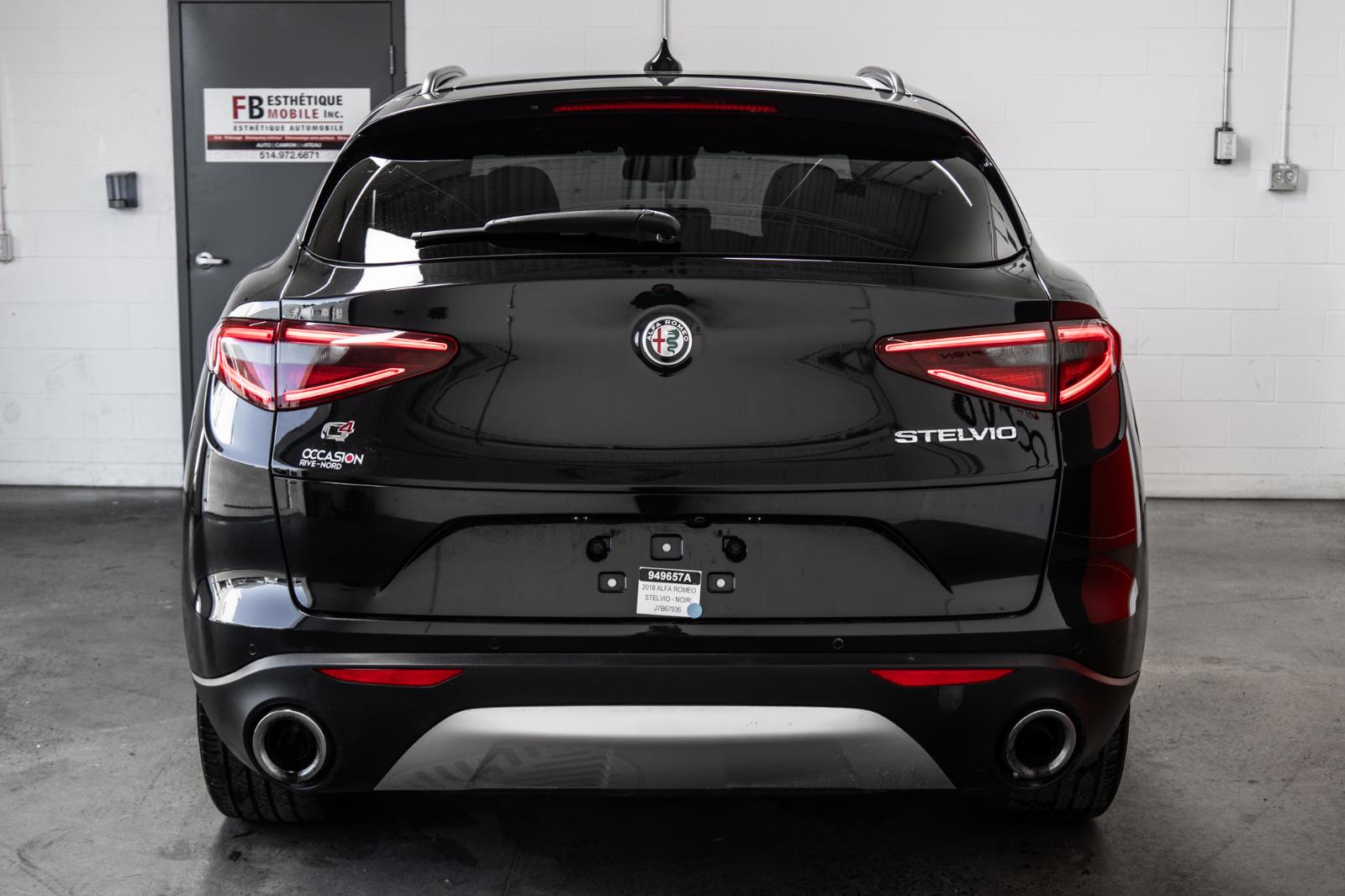 alfa romeo Stelvio 2018 - 15