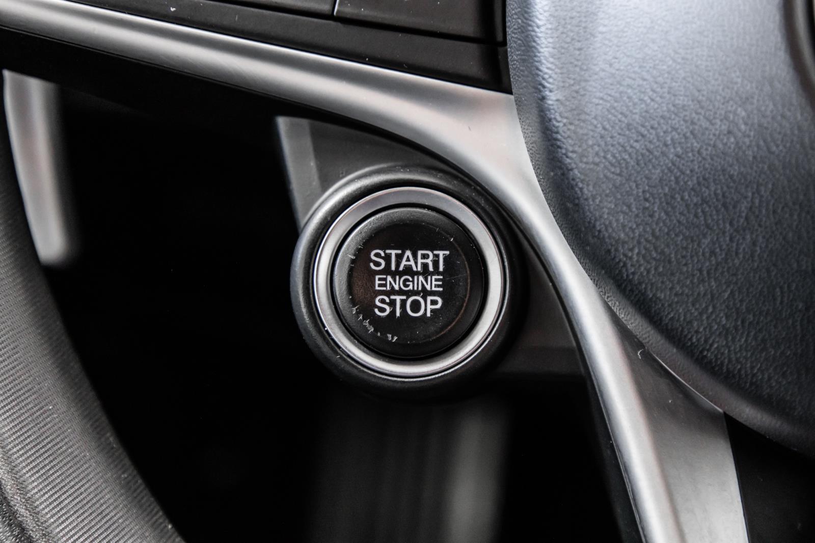 alfa romeo Stelvio 2018 - 30