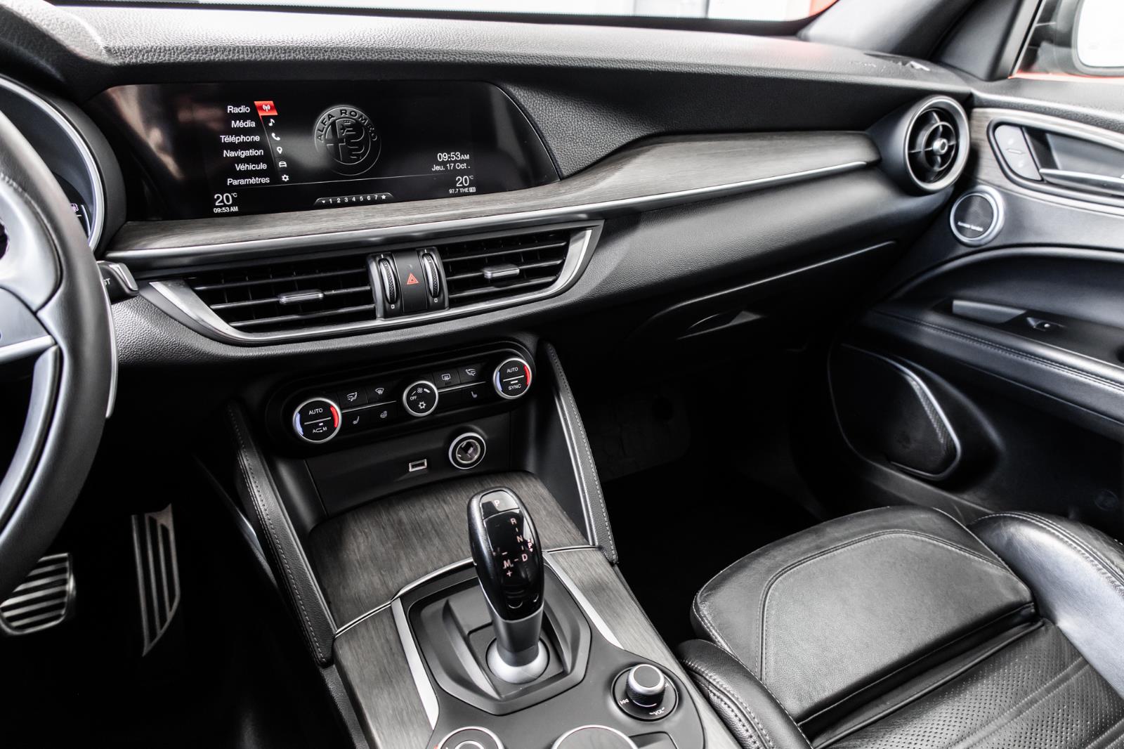 alfa romeo Stelvio 2018 - 31