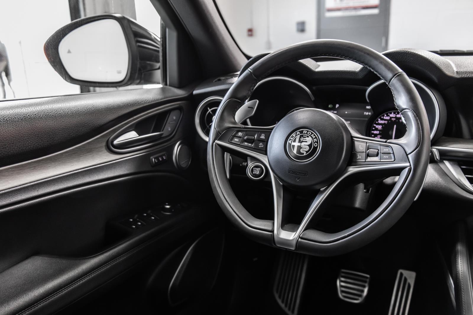 alfa romeo Stelvio 2018 - 42