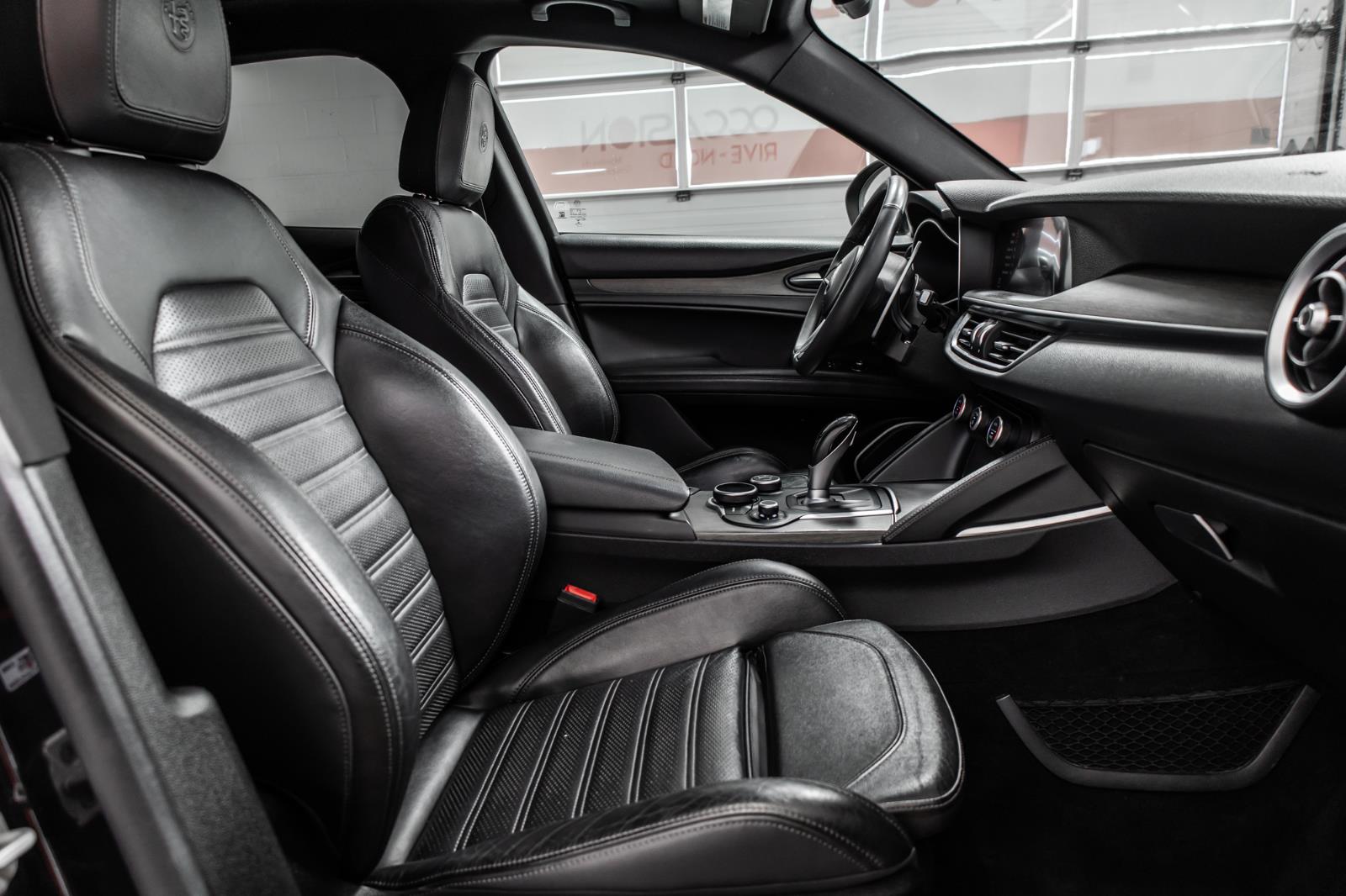 alfa romeo Stelvio 2018 - 44