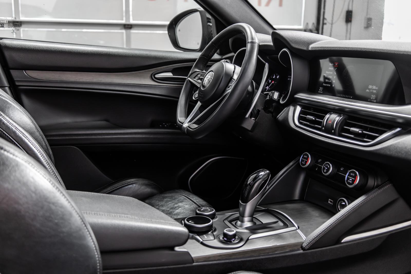 alfa romeo Stelvio 2018 - 45