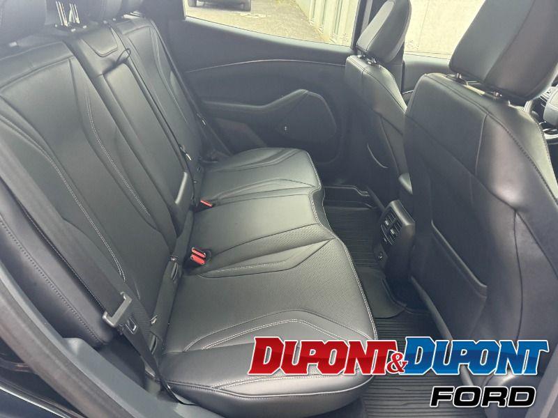 Ford Mustang Mach-e 24