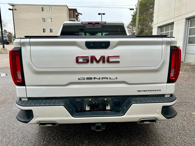 GMC Sierra 6