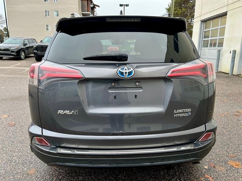 Toyota RAV4 Hybrid 6