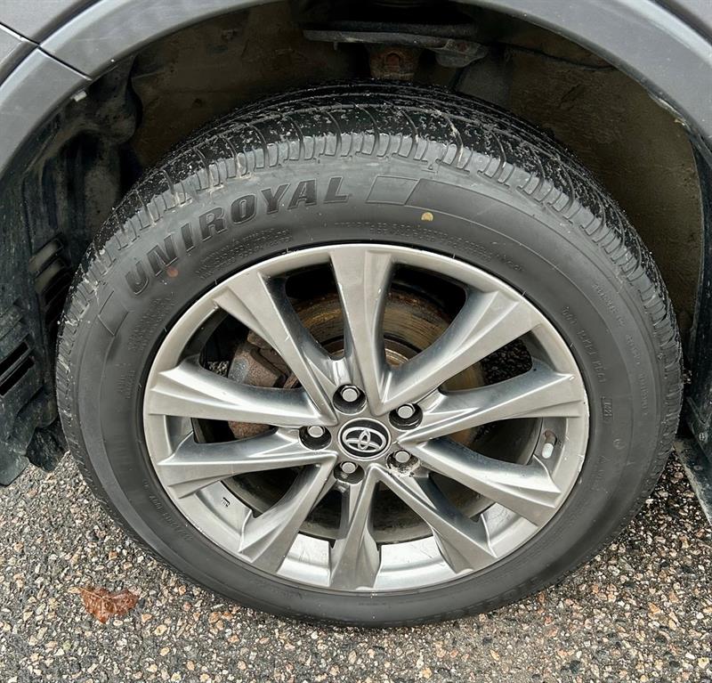 Toyota RAV4 Hybrid 9