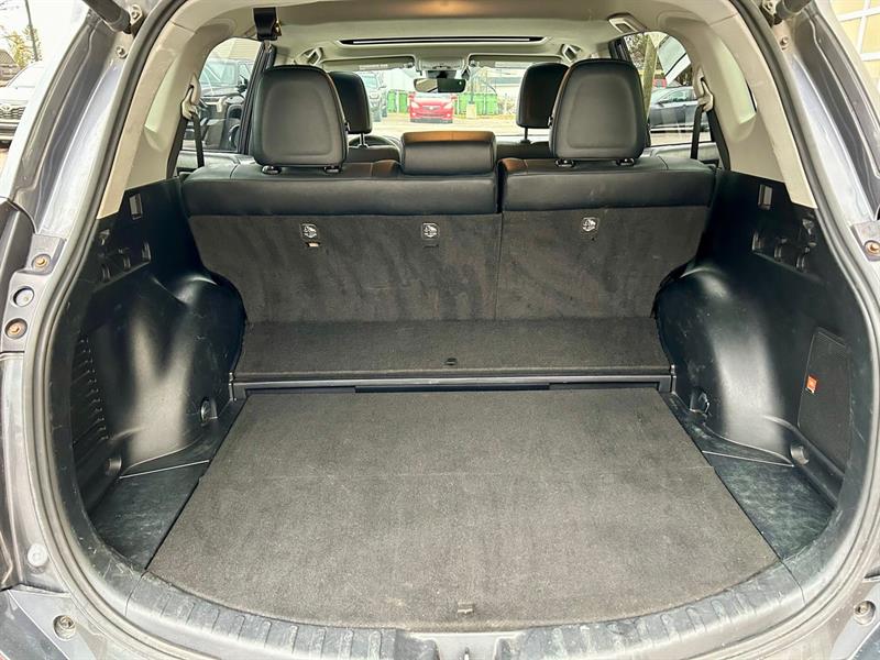 Toyota RAV4 Hybrid 12