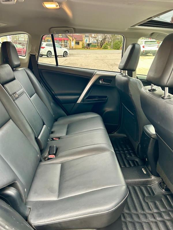 Toyota RAV4 Hybrid 13