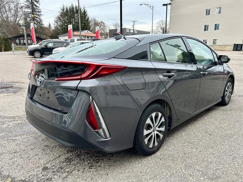 Toyota Prius Prime 5