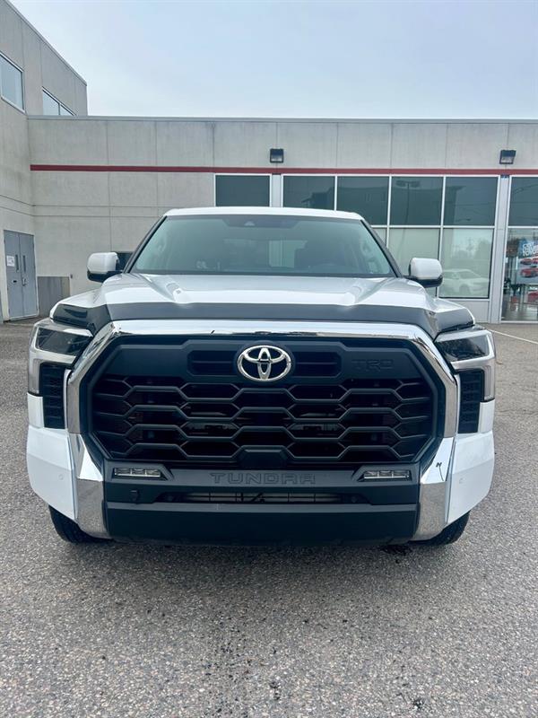 Toyota Tundra 2