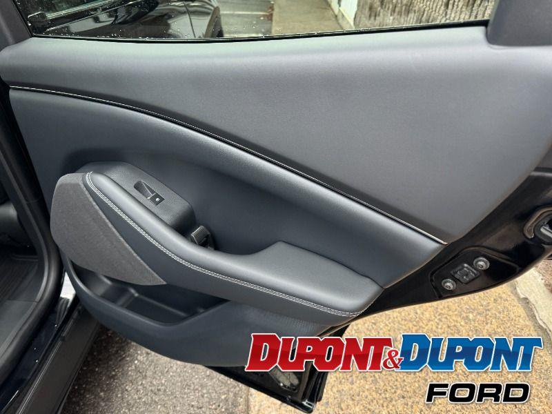 Ford Mustang Mach-e 24