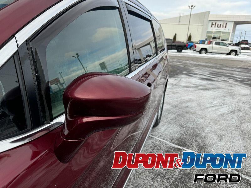 Chrysler Pacifica 10