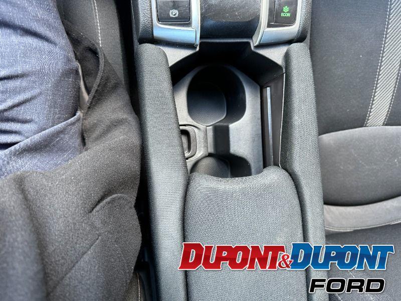 Honda Civic Sedan 33