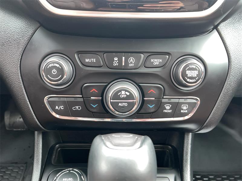 Jeep Cherokee 19