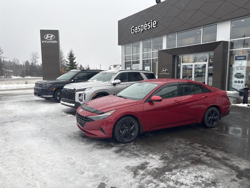 hyundai Elantra 2022