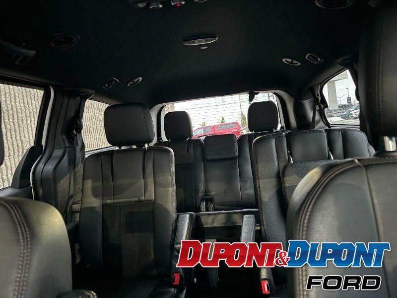 Dodge Grand Caravan 30